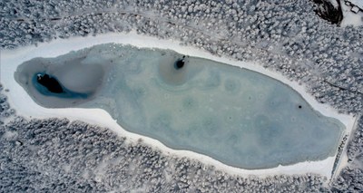 T'expliquem com el buidatge controlat dels llacs alimenta Engolasters, la bateria energètica d’Andorra